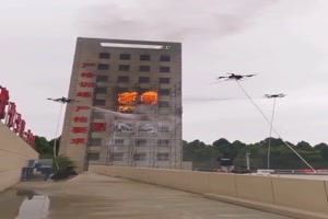 L�schdrohnen.mp4 von Caroline