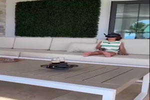 Coole-Getr�nkelieferung.mp4 von Nele68