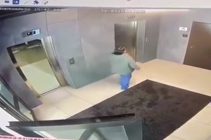 Nicht-die-hellste-Kerze-auf-der-Torte.mp4 von Schwesterchen